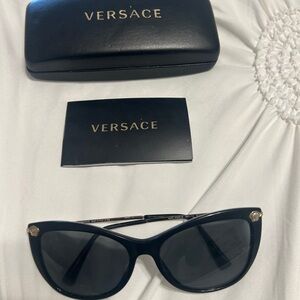 Versace Elegant Black Sunglasses